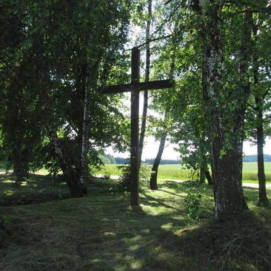 Kříž západně od Častrova na rozcestí