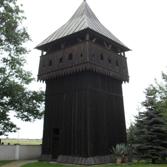 Dzwonnica w Okulicach