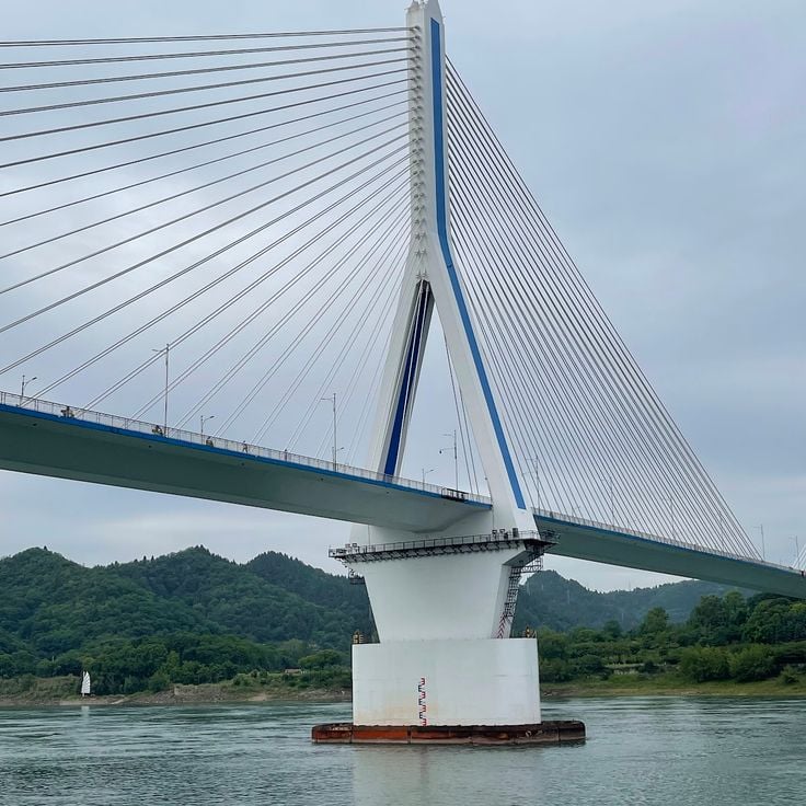 Wujiagangbron över Yangtze – 1160 m