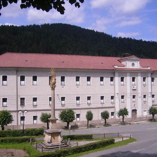 Mincovňa, tabaková továreň, továreň