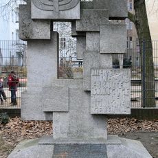 Synagogue memorial