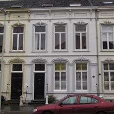 Woonhuis is gebouwd in eclectische stijl