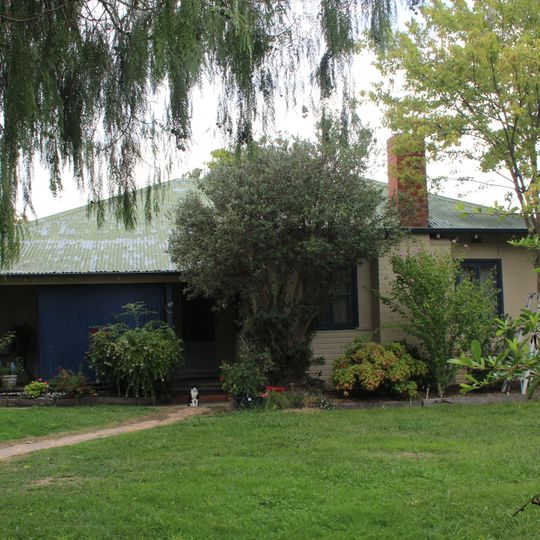 Tocumwal houses