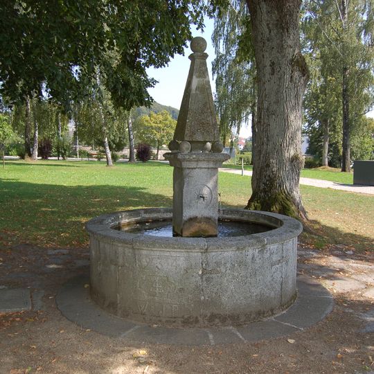 Brunnen