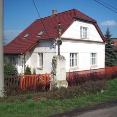 Kříž v Újezdu Svatého Kříže