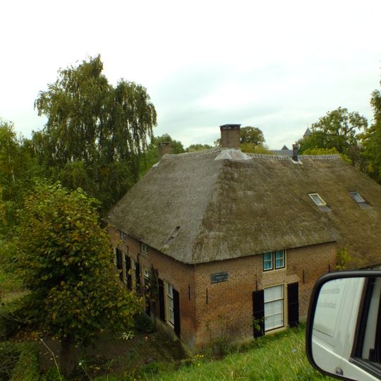 Gasthuisstraat 24, Waardenburg