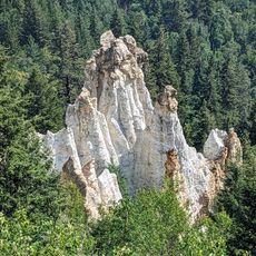 Pinnacles Provincial Park