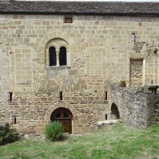 Prieuré Saint-Michel de Castelnau-Pégayrols