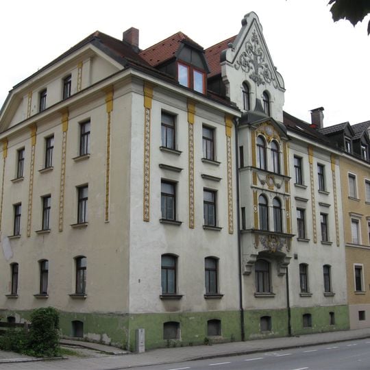 Hubertusstraße 5