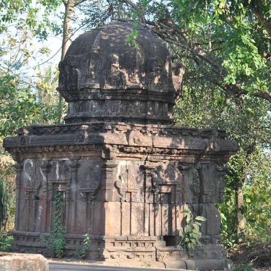 Kattil Madam Temple, Chalapuram