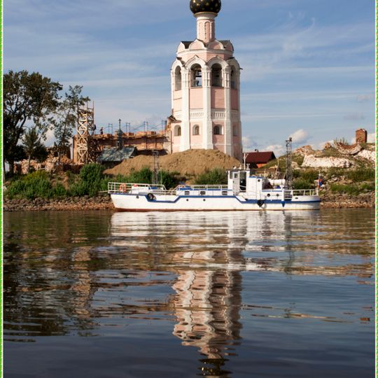 Assumption bell tower church of Spaso-Kamenny Monastery