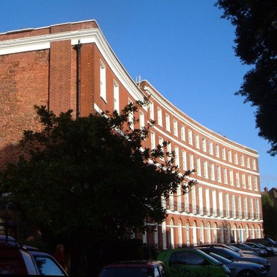 2-6, Barnfield Crescent