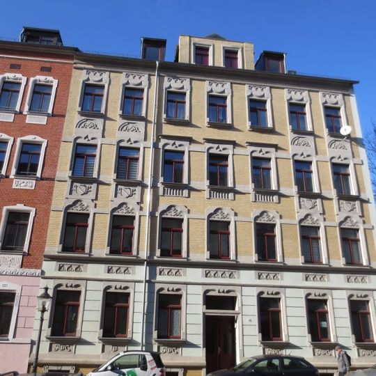 Mietshaus in geschlossener Bebauung konzipiert Ludwigstraße 33