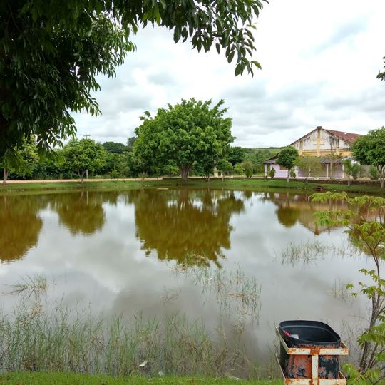 Lago Municipal de Gália