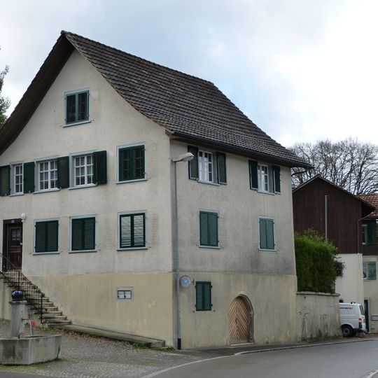 Altes katholisches Pfarrhaus