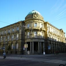 Karl-Friedrich-Straße 15