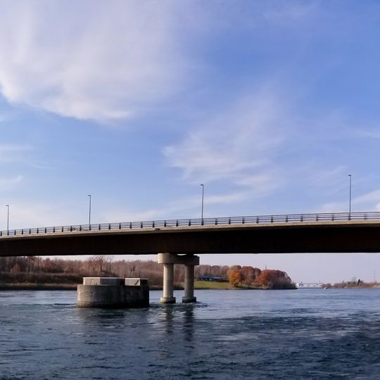 Seaway International Bridge