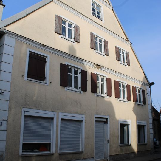 Reichenbacher Straße 11, Weißenhorn