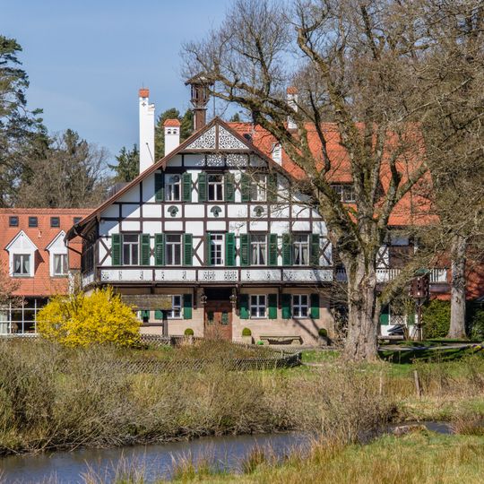 Gräflich Faber-Castell`sches Guts- und Jagdhaus in Dürrenhembach