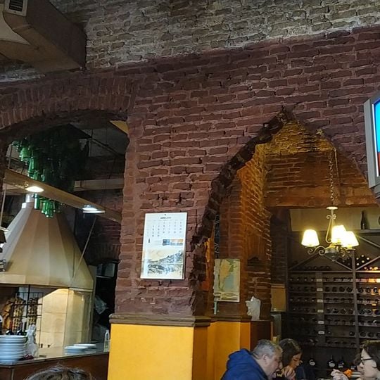 Siga Al Gallego Restaurant