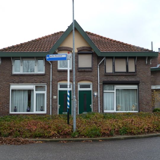 Spoorstraat 44, Nuth