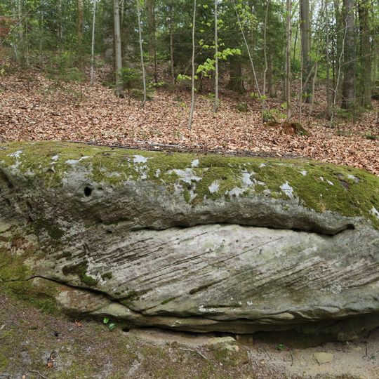 Sandsteinblock 2 im Schloßgarten Fantasie