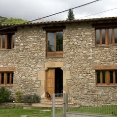 Hostal de Dalt (la Vall d'en Bas)