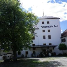 Ehemalige Wassermühle, sog. Brodmühle, bzw. Anger- oder Knopfmühle