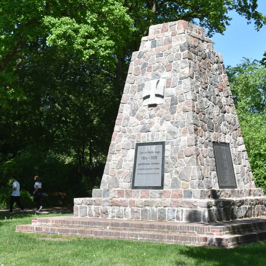 Kriegerdenkmal Altrahlstedt