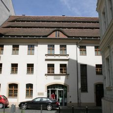 Gemeindehaus der Baptistengemeinde Kirchgemeindehaus mit Aula in geschlossener Bebauung Fischmarkt 5
