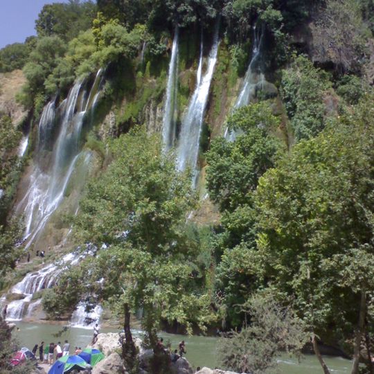 Bisheh Waterfall
