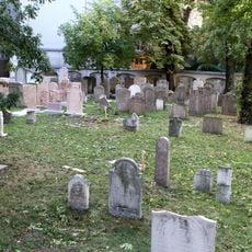 Jewish cemetery in Roßau