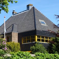 Woonhuis met erfafscheiding