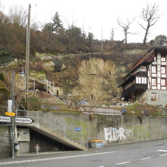 Bridge customs officer's house
