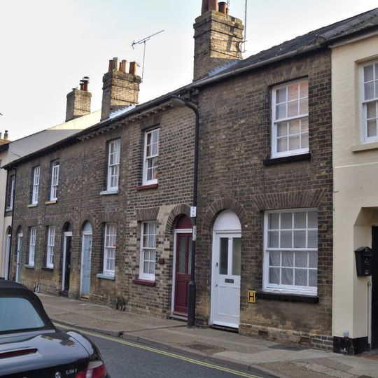 22-26, College Street