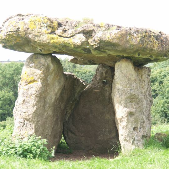 St Lythans burial chamber