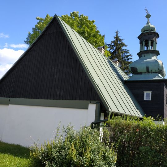 Dřevěná zvonice u domu 41 v Horním Podluží