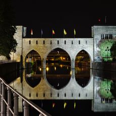 Bridge of the Holes