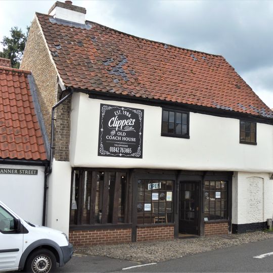 Former Garage Adjoining Riversdale