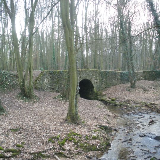 Vieux pont de Balizy