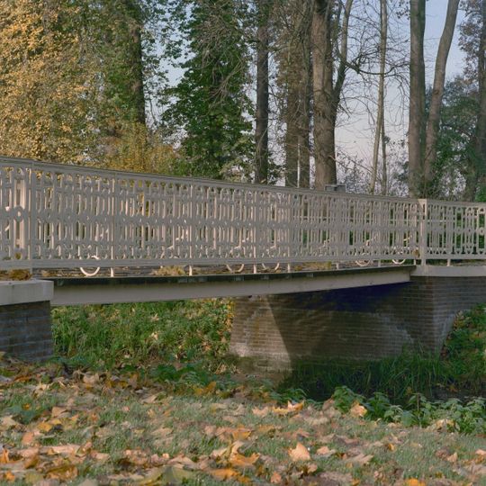 Beverweert: voetgangersbrug