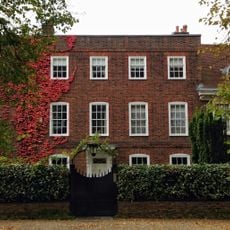 5, The Grove