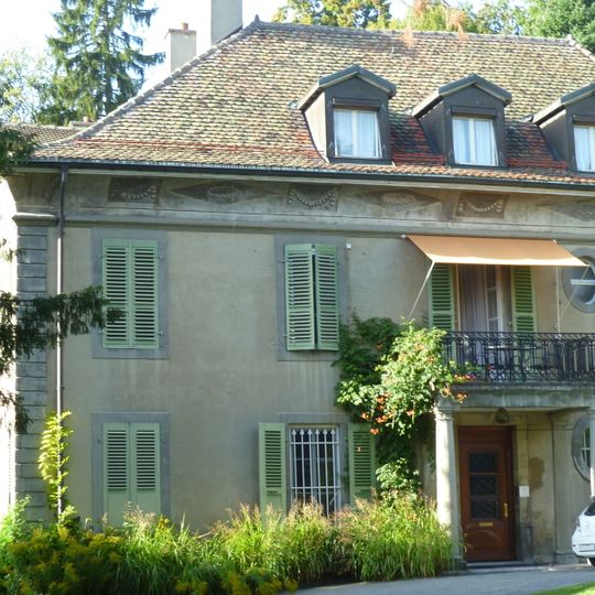 Chablière-Haus mit Nebengebäuden