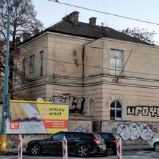 Štátna nemocnica, Krajinská n. , múr ohradný