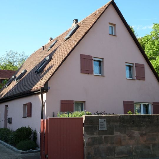 Reste des ehemals zum Schmausenschloss gehörigen Klösslhofes