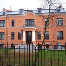 Здание гимназии