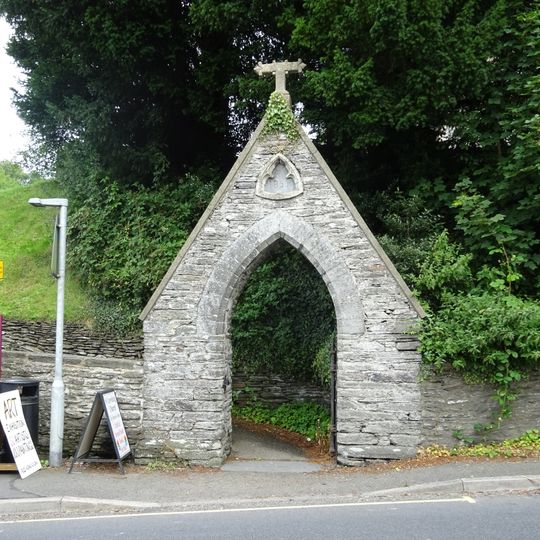 Gateway to Churchyard, A484