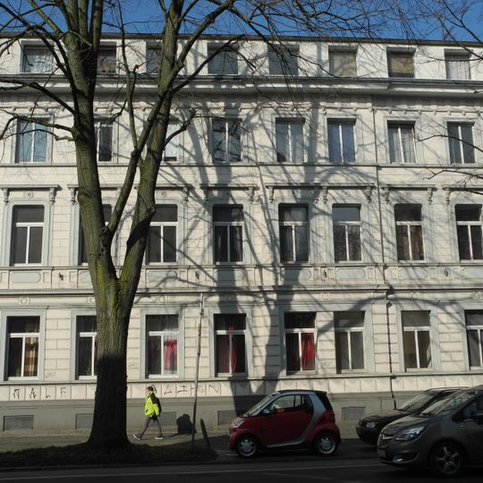 Friedrich-Ebert-Straße 128