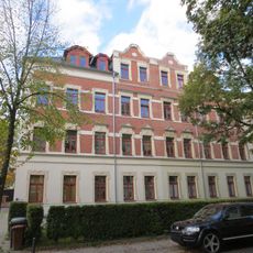 Doppelmietshaus in offener Bebauung mit Vorgarten Glauchauer Straße 6; 8