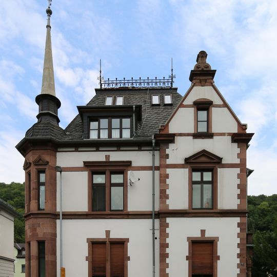 11 Hindenburg Street